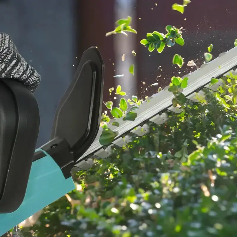 Cordless Double-Sided Hedge Trimmer – 51 cm Blade with Dual 4Ah Batteries